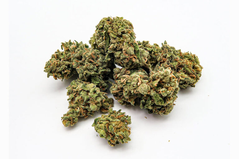 Read more about the article The Benefits of MedicalMarijuana for Chronic Pain